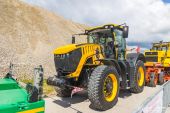JCB_Fastrac_Emirates.jpg