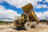 Caterpillar_775B_Eberhard_Muldenkipper002.jpg