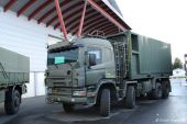 Scania_420_schwedische_Armee.JPG
