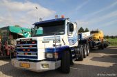 Scania_143E_500_V8_VWT005.JPG