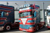 Scania_R620_V8_Voegel001.JPG