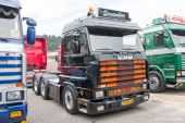 Scania_143M_420_V8_Streamline_Lienhard001.jpg