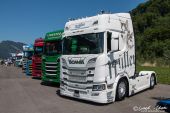 Scania_New_S_V8_Mueller_Husky002.jpg