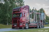 Scania_RII730_V8_Streamline_Juha_Holm_Oy004.jpg