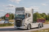 Scania_RII520_V8_Streamline_Emmekalvs_Akeri002.jpg