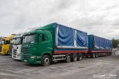 Scania_RII500_V8_gruen.jpg