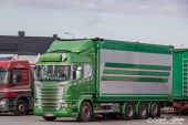 Scania_RII580_V8_Streamline_Kuljetus_Viitalaehde_OY.jpg
