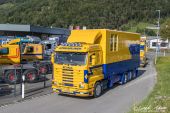 Scania_143M_500_V8_Schildknecht001.jpg