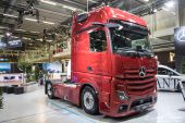 MB_New_Actros_1863_rot.jpg