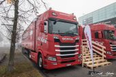 Scania_New_520S_V8_Schoeni.jpg