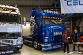 Scania_143_V8_Streamline_blau.jpg